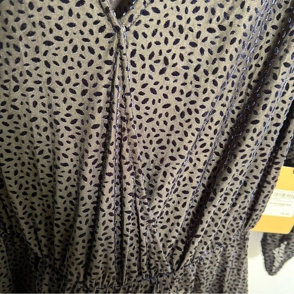 Halogen Flocked 3/4 Sleeve Peplum Top Navy Oval - Picture 11 of 16